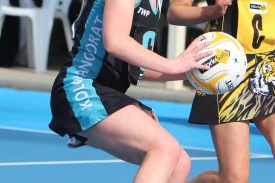 17&u-netball-14-1724220238.jpg