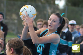 17&u-netball-5-1724220200.jpg