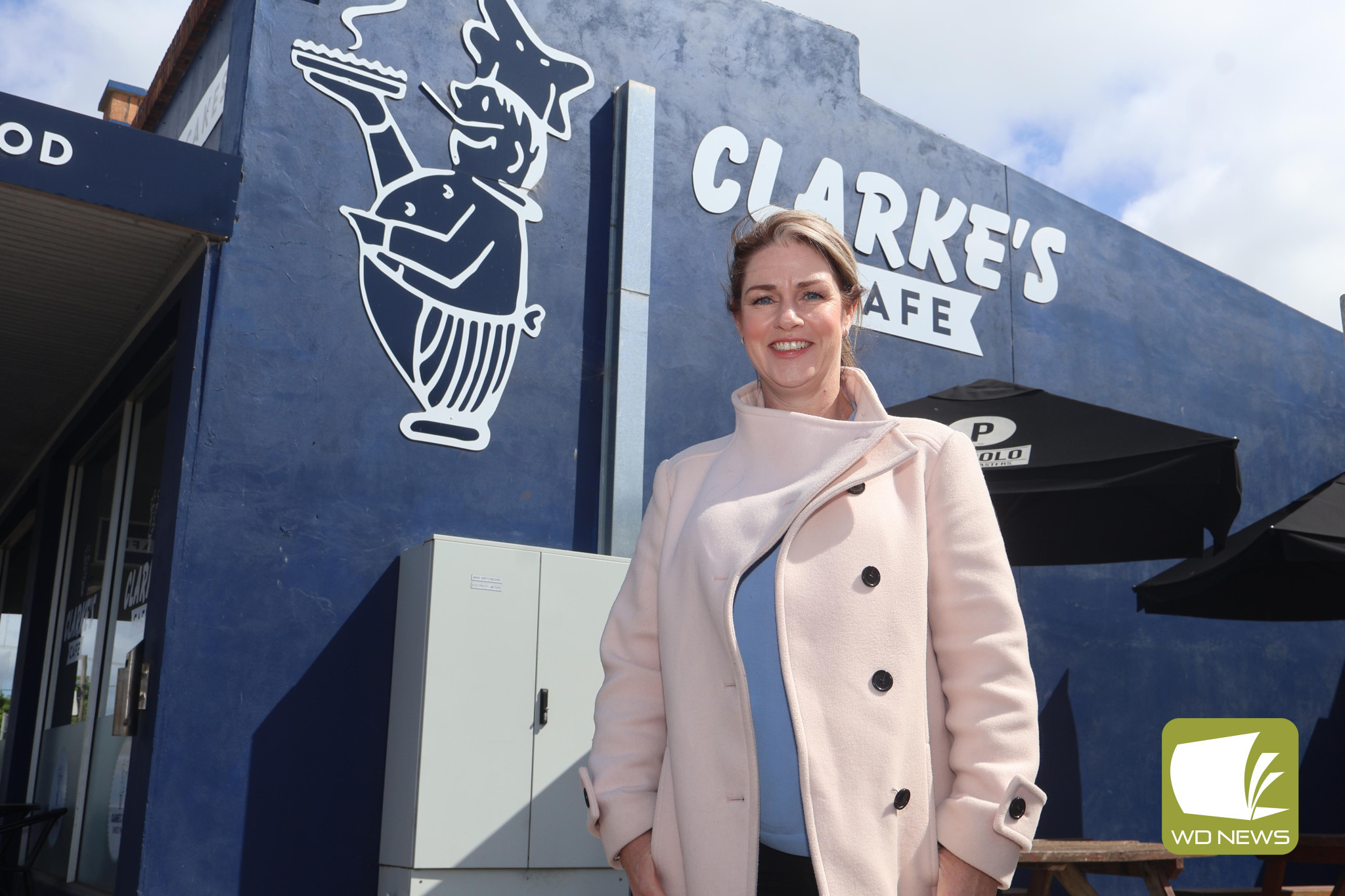 Meeting with residents: Lowan MP Emma Kealy also expressed concerns fast-tracked approvals for renewable energy projects were coming at the expense of hearing local voices.