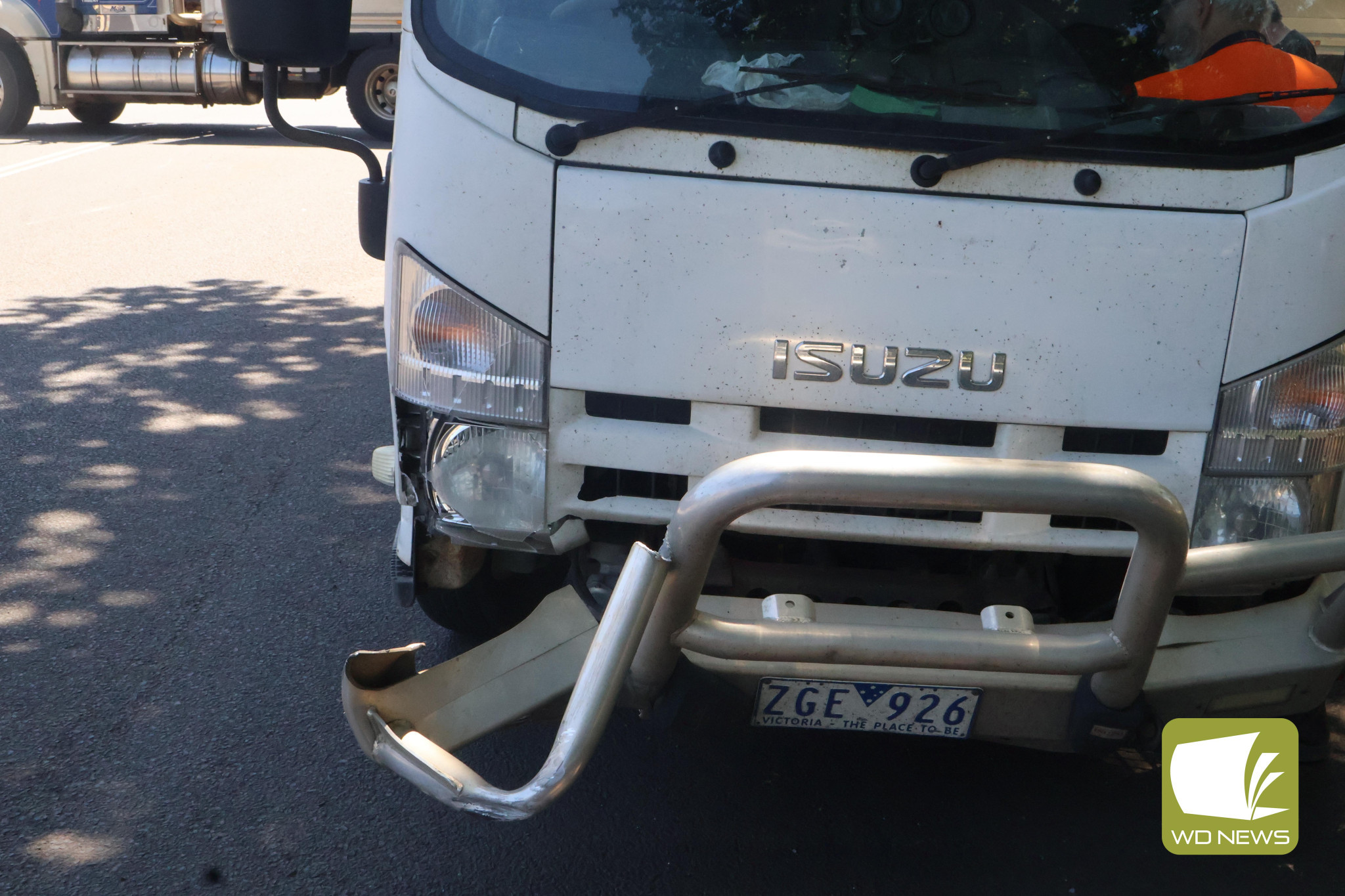 Damaged: A truck was left with minor damaged following a small collision with a trailer last Friday.