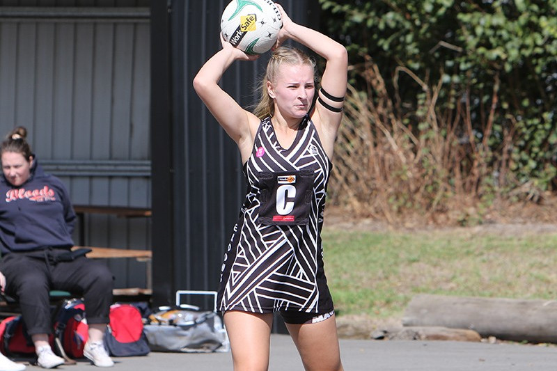 Magpies drop crucial game - feature photo