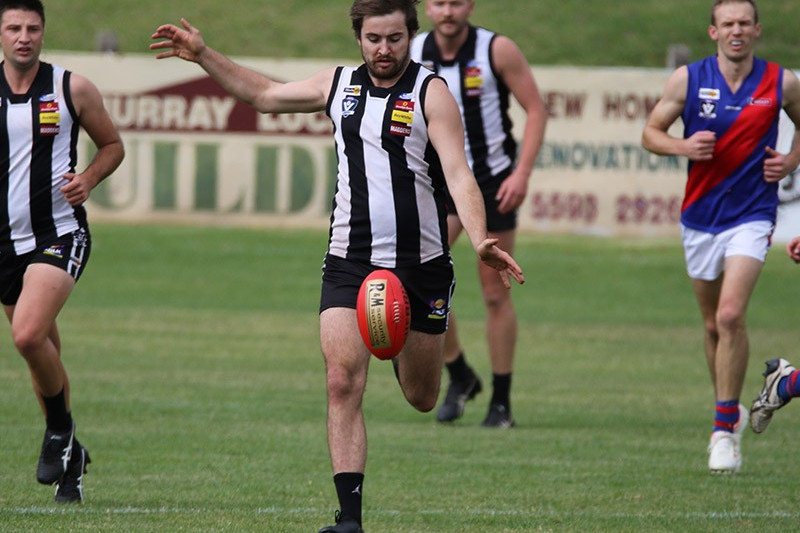 Pies struck down at Reid Oval - feature photo