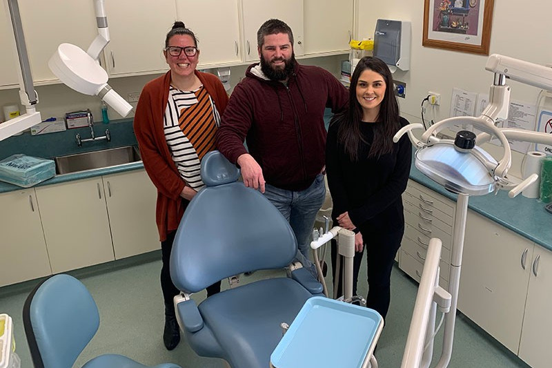 Dentist service returns to Timboon - feature photo