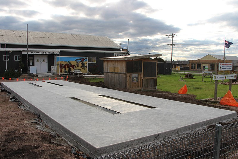 RSL lays foundations for retired Melbourne tram - feature photo