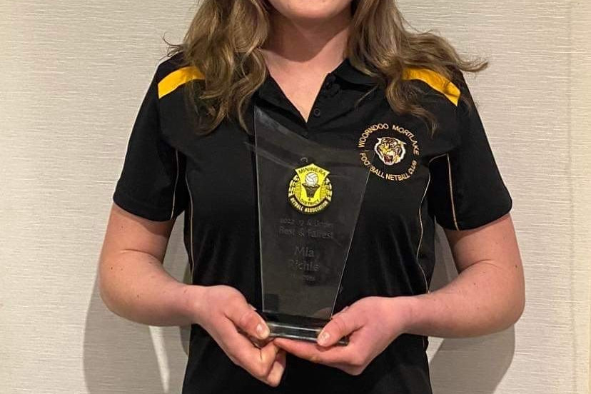 League winner Mia Richie.
