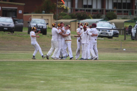Bulls’ division three skipper Matthew Richardson (left) takes the winning catch against minor premiers Bookaar. 