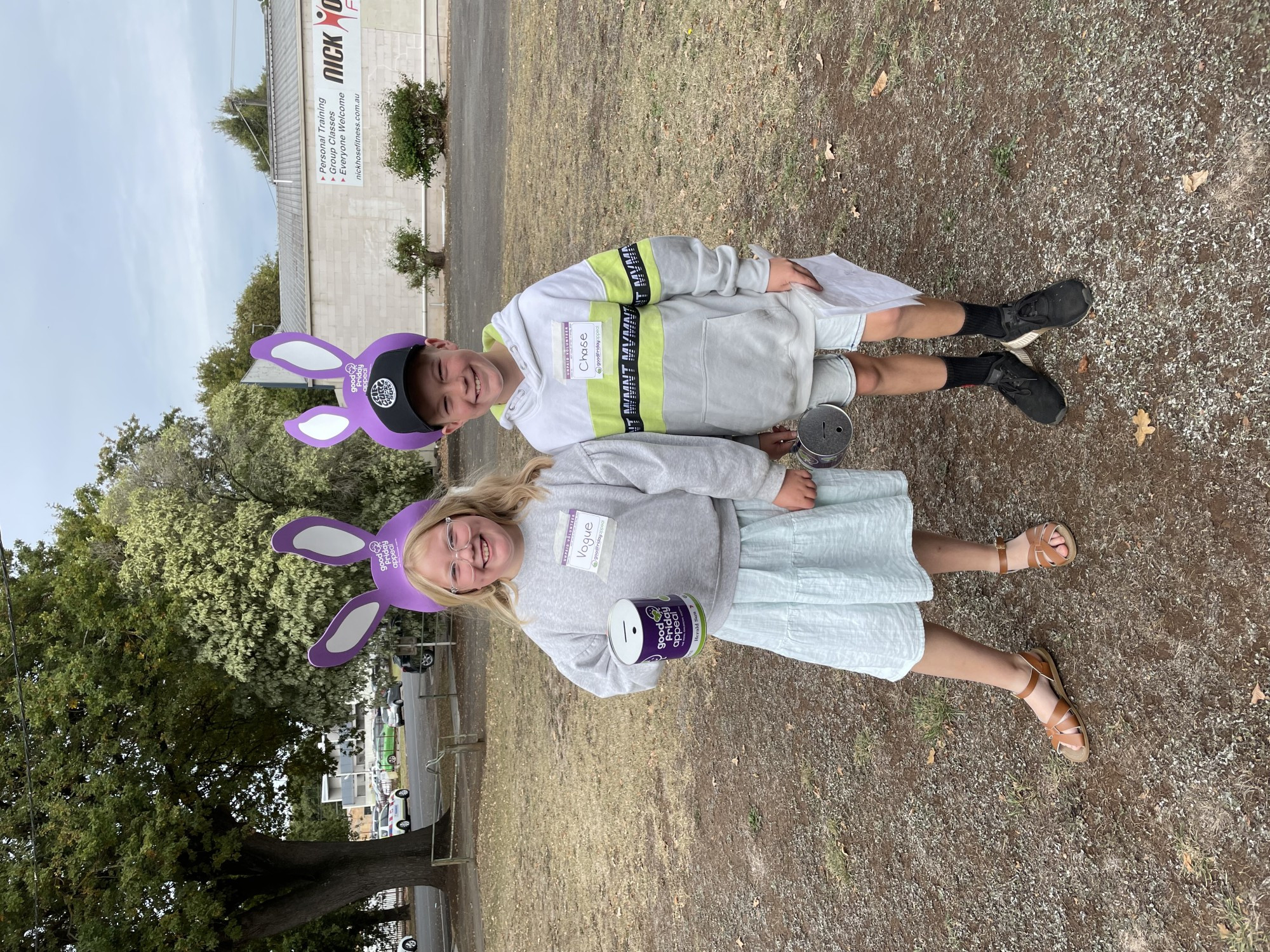 Helping hand: CFA collectors helped bring in $5214.25 for the Camperdown Good Friday Appeal tally.