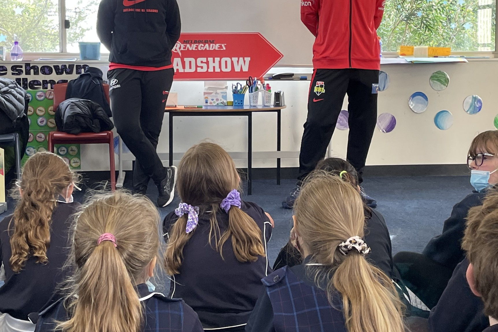 Howzat: Renegades players Rhiann O’Donnell and Zake Evans spoke about their involvement with cricket at a visit to Camperdown College junior campus last week.