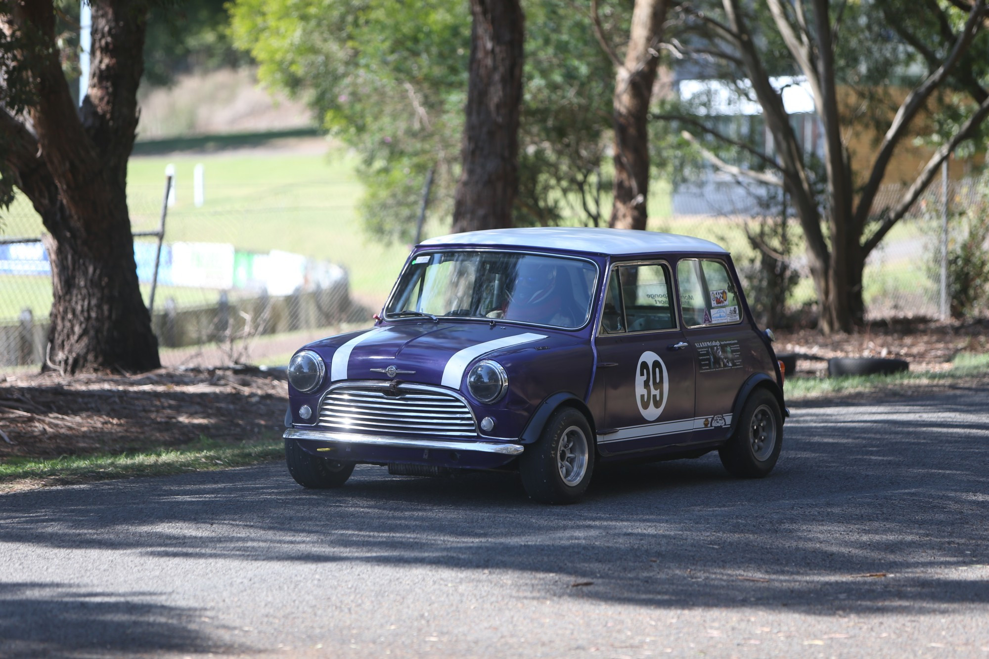 Local driver Leigh Ball makes his way up Mount Leura in his Morris 850.