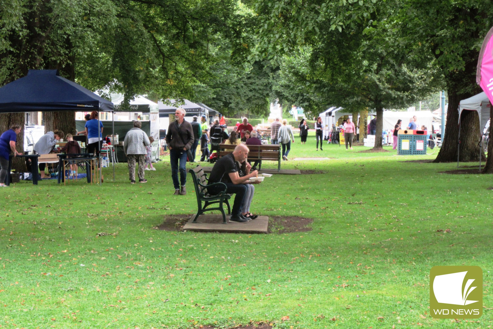 Busy day: The Rotary Club’s Twilight Markets saw many visitors browsing a variety of goods on Friday.