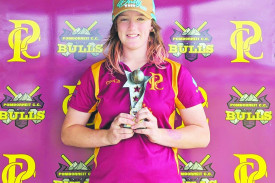 Pomborneit Gold under 13 girls’ team champion Charlotte Richardson. 