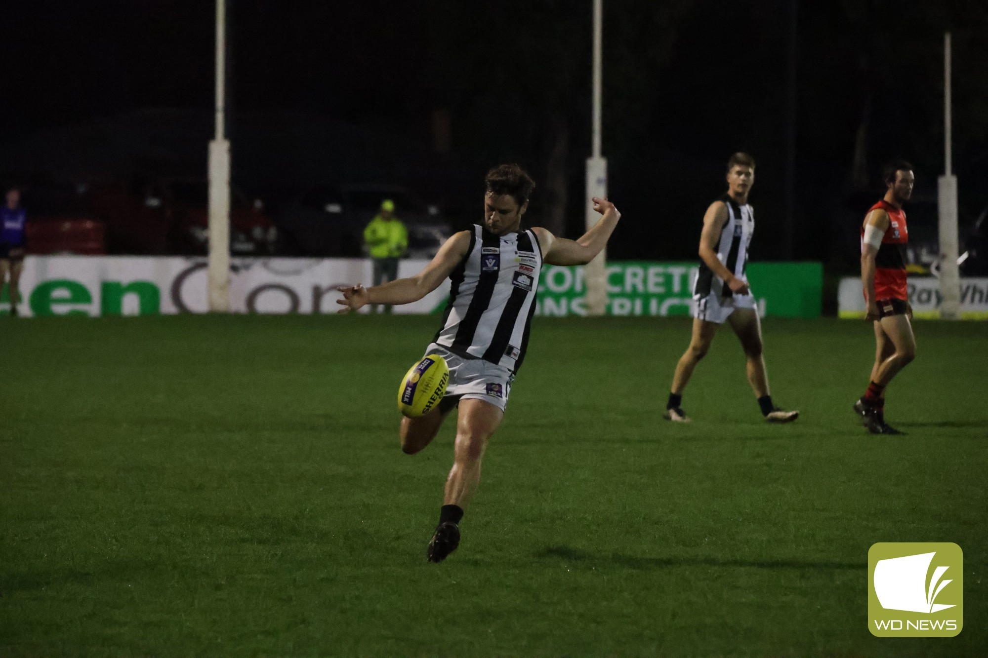 CAMPERDOWN SENIOR FOOTBALL - feature photo