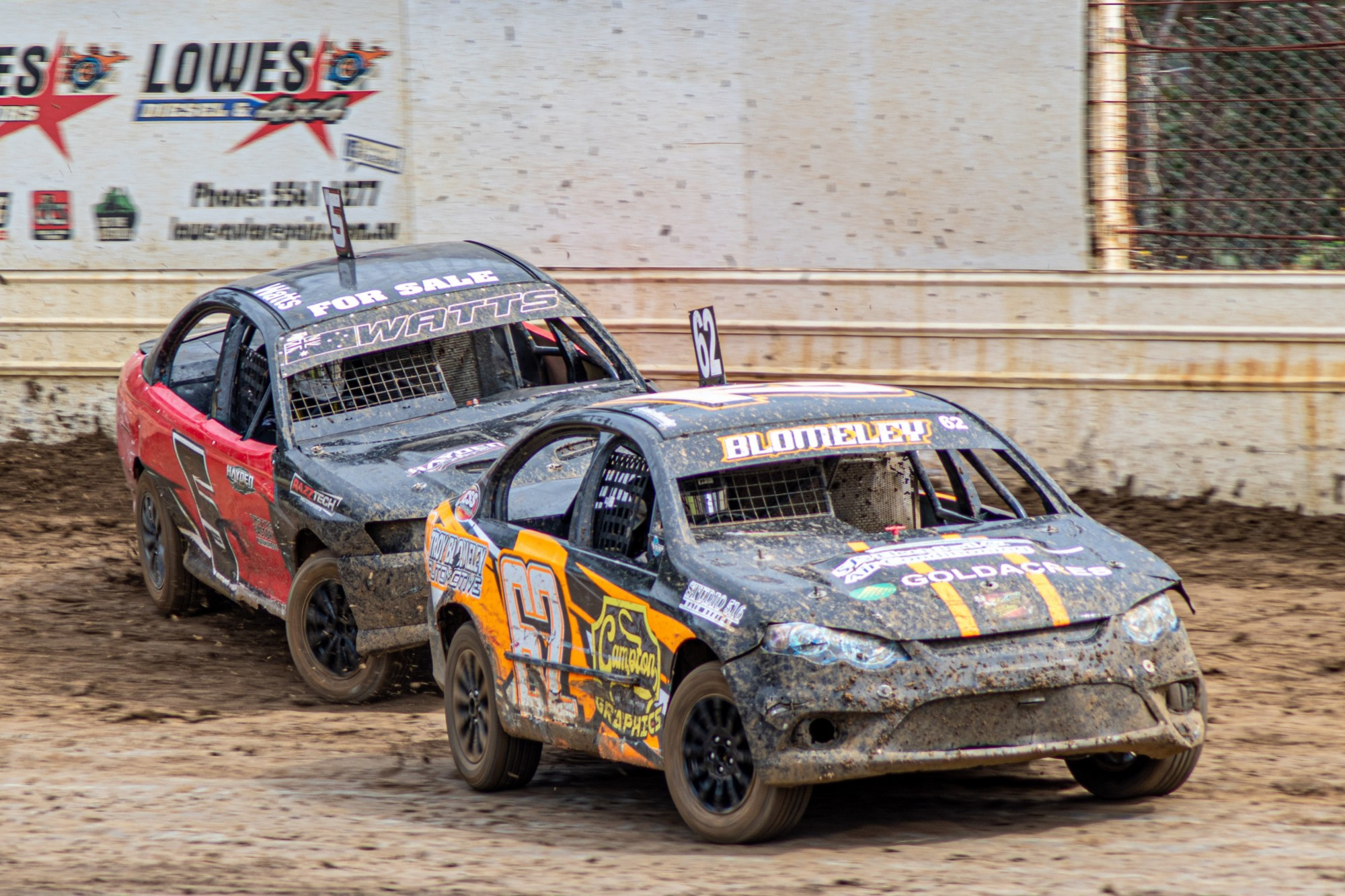 Street Stock feature winner Steven Watts and Jayden Blomeley race in close quarters last Sunday at Laang. Photo courtesy Aidan Freeman Photography