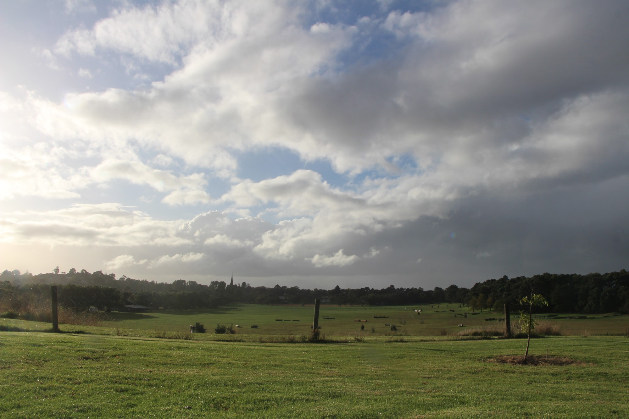 Right: Terang and Mortlake each experienced rainfall well above the long-term average during March.