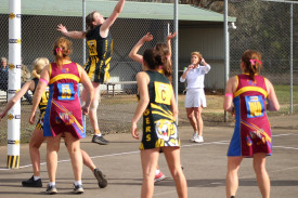 Defender Mia Richie shows agility in the circle. 