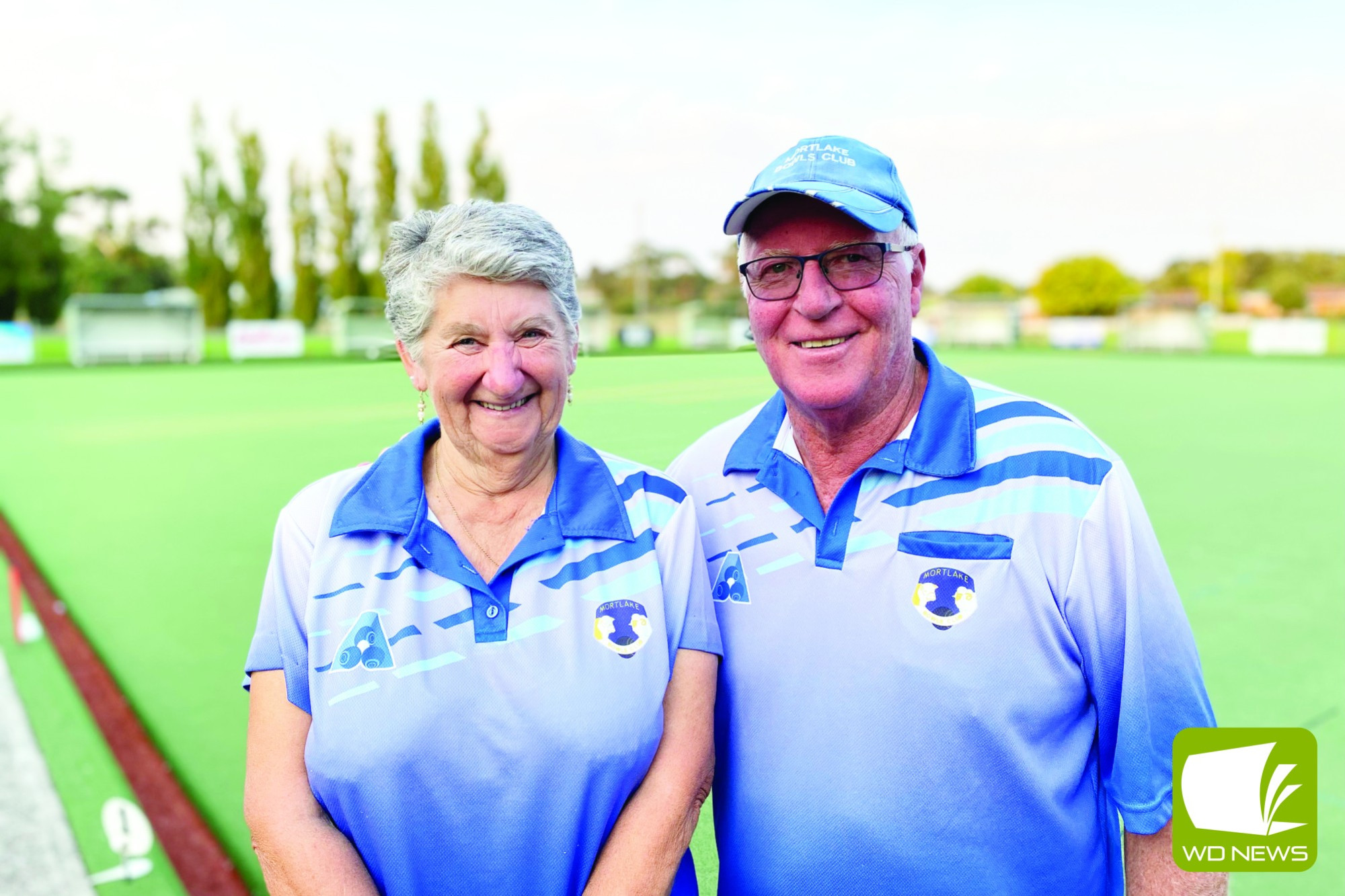 2023 Mixed Pairs Champions: Dianne Robertson (left) and Alan Wentworth.