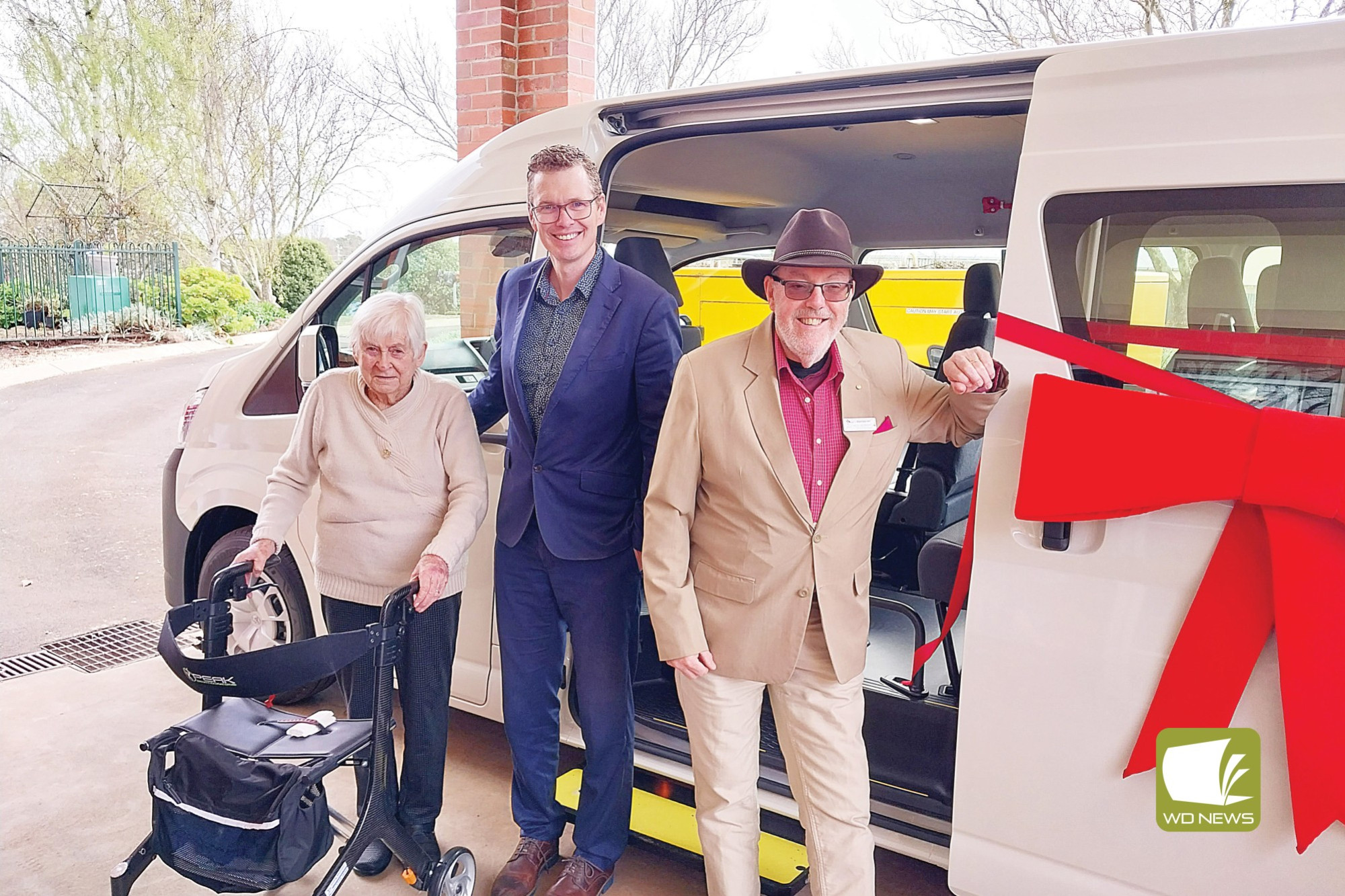 On the road again: Aberlea resident Nancy Jubb joined chief executive officer David Knight and board chairperson Michael Murphy to officially unveil the aged care facility’s new bus last Friday. The unveiling provided Aberlea the opportunity to reconnect with the community after widespread donations and sponsorship supported the puchase.