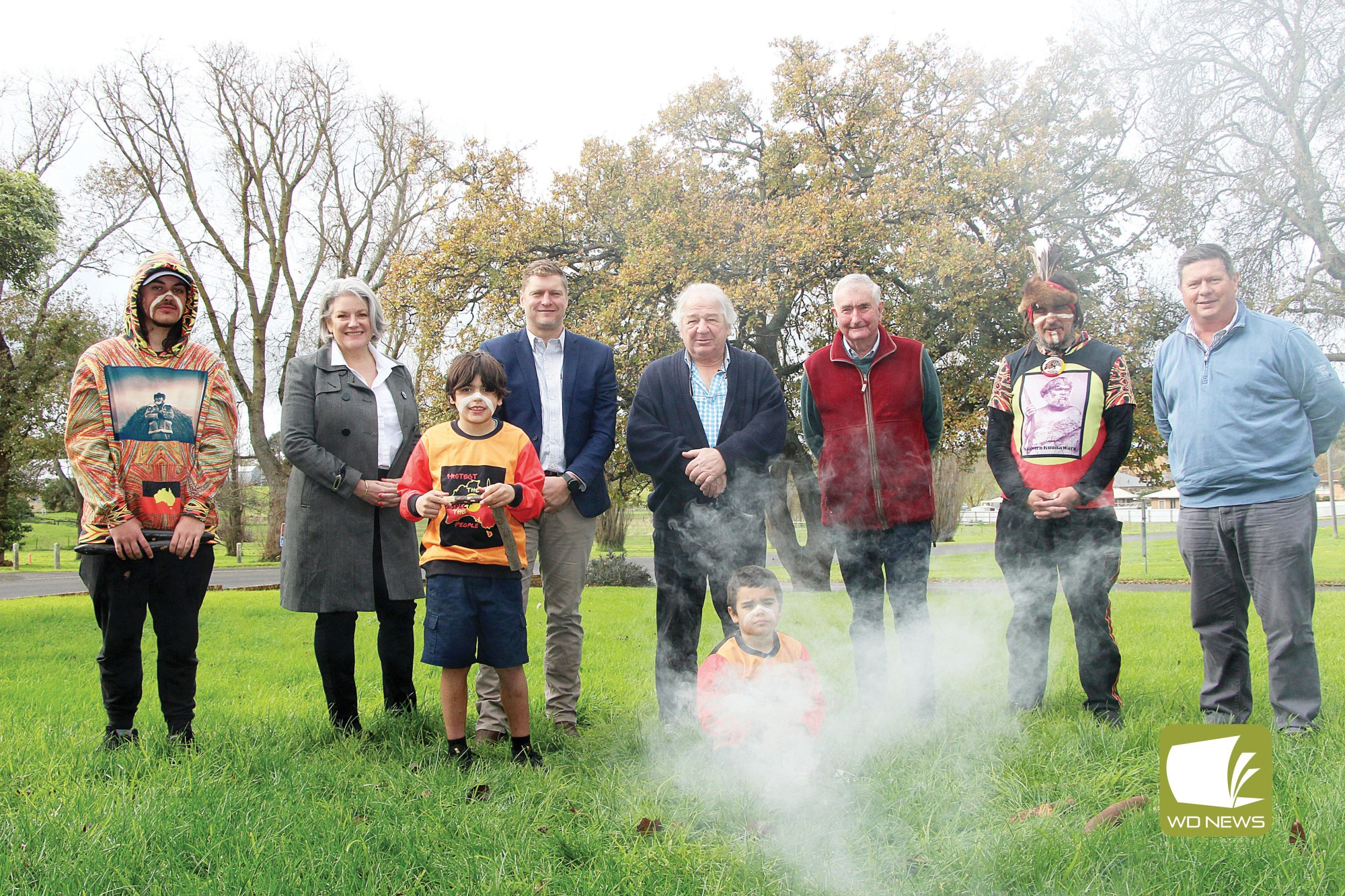 Moyne Shire councillors joined Jirra, Tuurann, Wirran and Brett Clarke, at a smoking ceremony this week as part of Moyne Shire’s schedule of NAIDOC Week events.