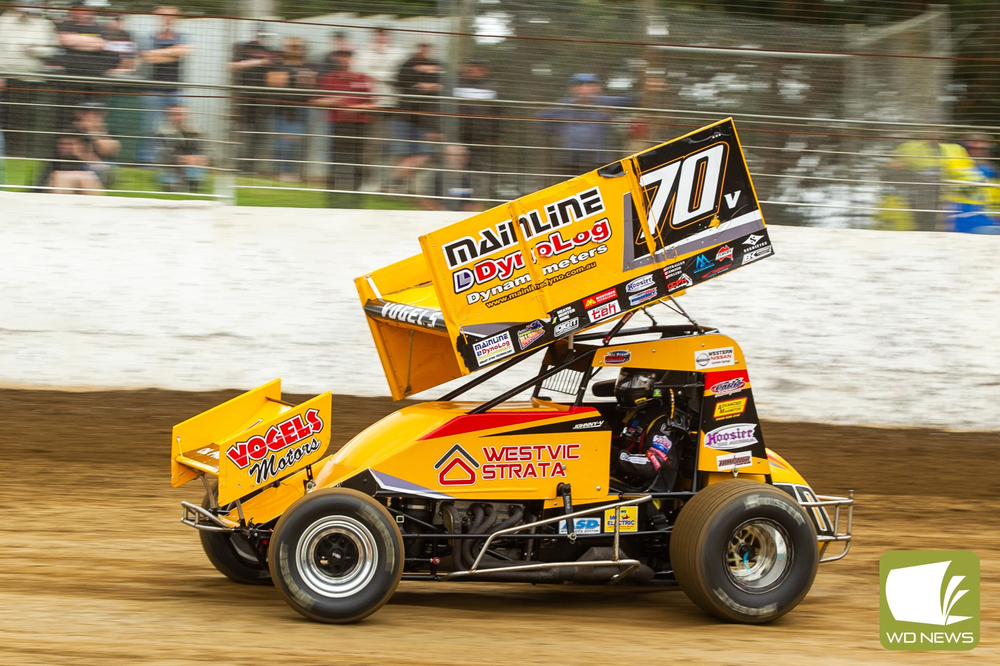 Simpson’s John Vogels looks a top chance this weekend at Heytesbury Stockfeeds Simpson Speedway. Photo Geoff Rounds.