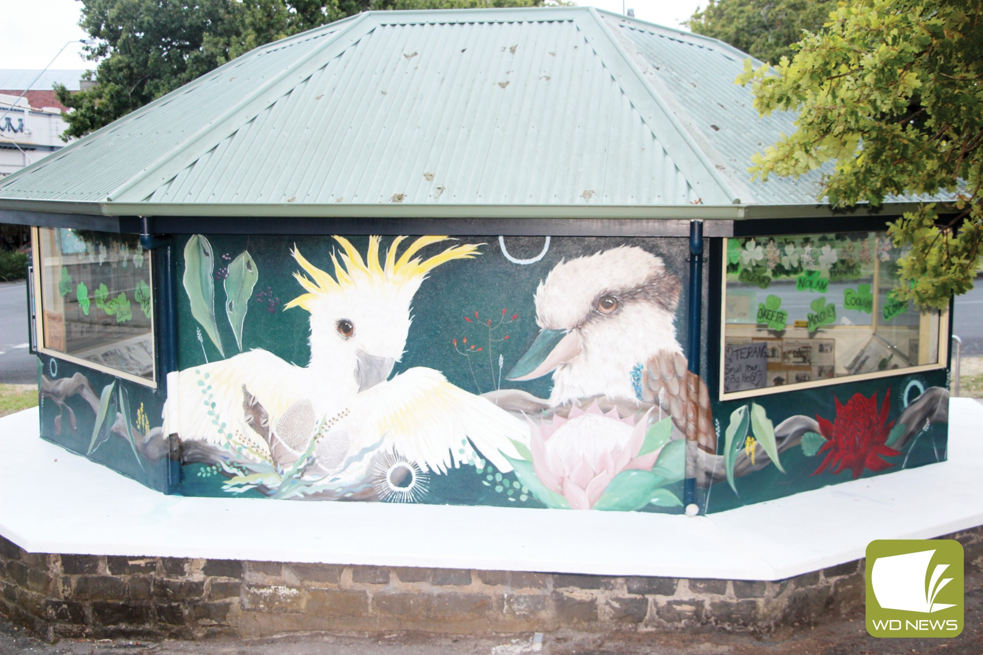 Eye-catching: The new mural at the Terang Information Centre was completed last week, and has already begun drawing in visitors for a closer look.