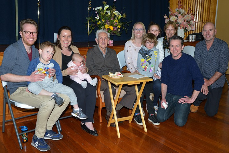 Happy birthday: Cobden’s Peter Rankin celebrates his 100th birthday with family members.