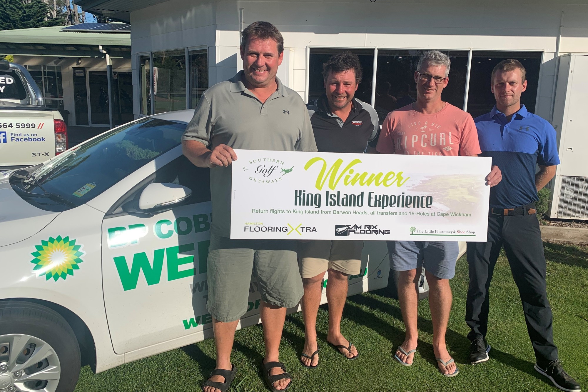 Cobden Plate winners (l-r) Jeremy Baker, Darren Fox and Ian Holland with sponsor of the prize Sam Rix.