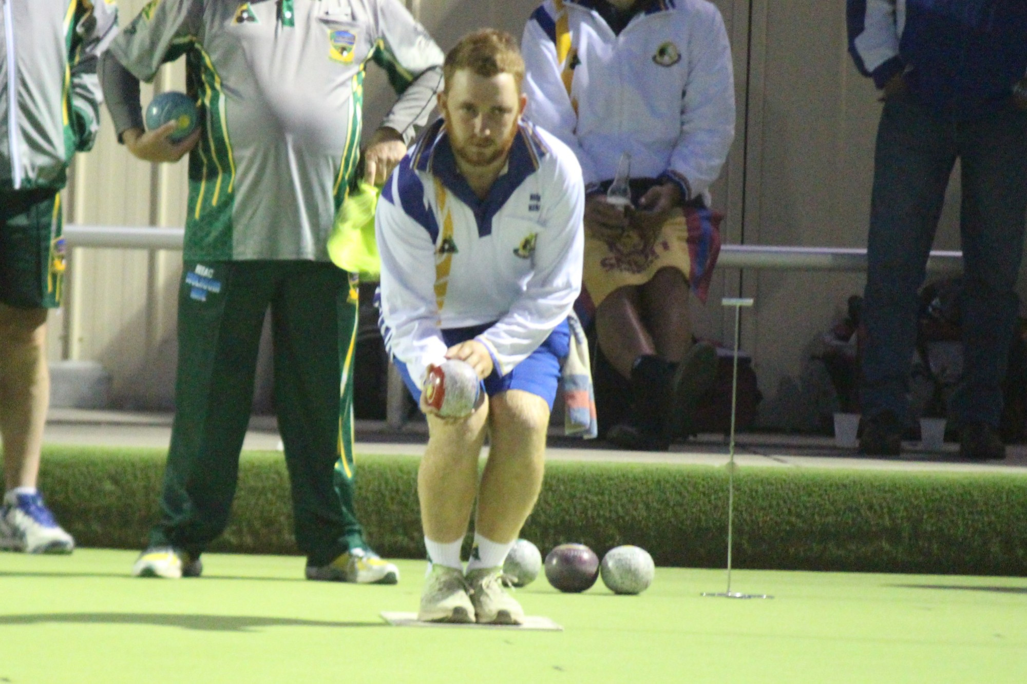 Cobden’s Nick Kemp readies himself to send down a bowl in the Cockatoos 27 shot win over Colac Central last Friday night.