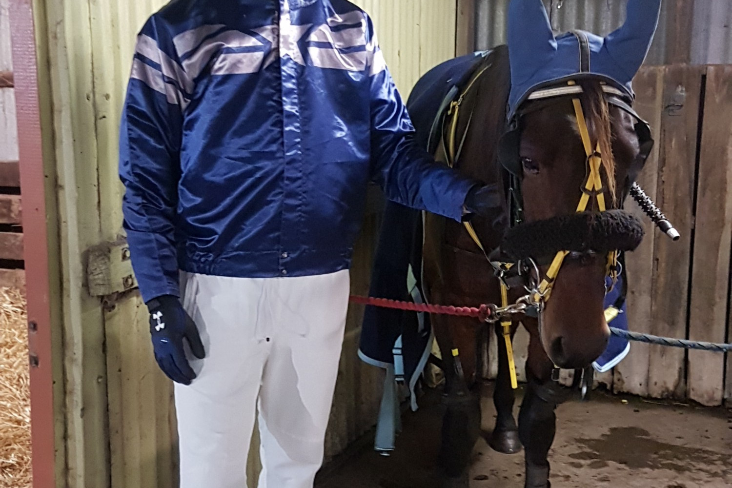 Xavier O’Connor made a quick return to the winners list at Stawell on Sunday, with the Scotts Creek driver piloting Presidential Art to victory in the Shelton and Lane Stationery and Printing Pace.