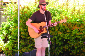 Live music entertained people browsing and enjoying the day. 