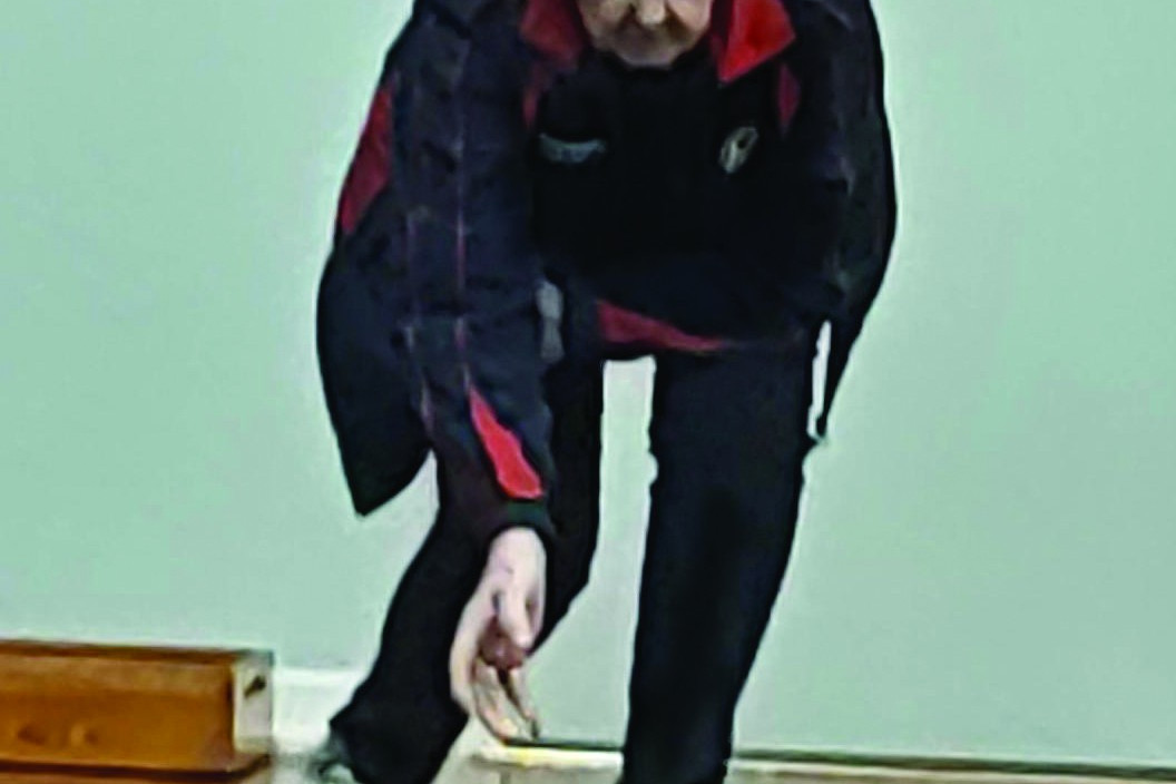 In Division 2, Camperdown 4 Third Liz Riches delivers her second bowl against Glenormiston 2.