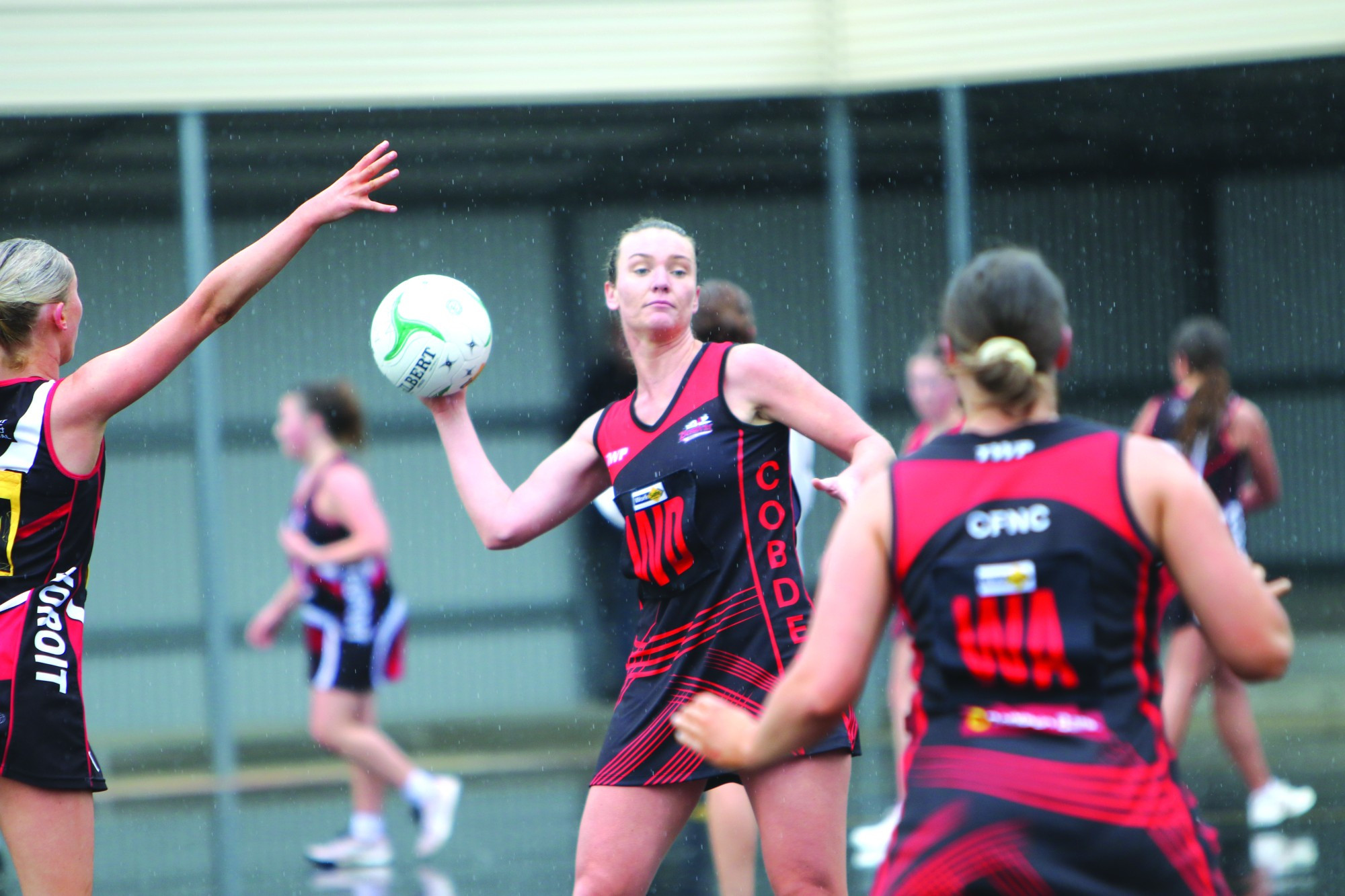 Netballers look to finals - feature photo