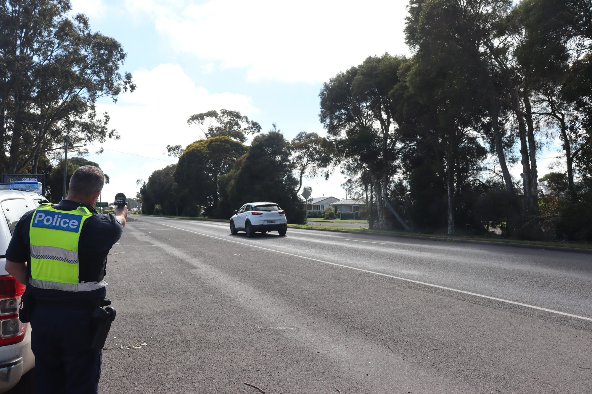 We are watching: Cobden Sergeant Craig Jenkins said drivers need to go back to basics with a growing number of accidents in the shire attributed to basic errors.