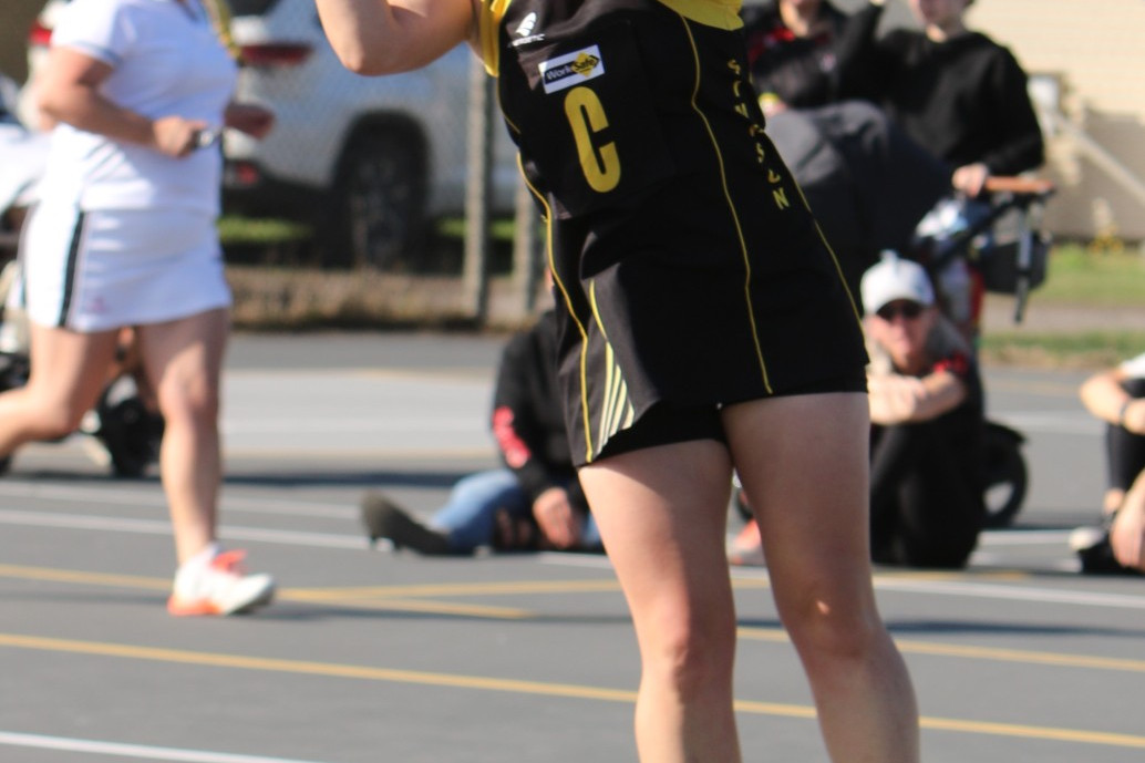 Kelly Thompson shone again for her side in Simpson’s loss to Alvie.