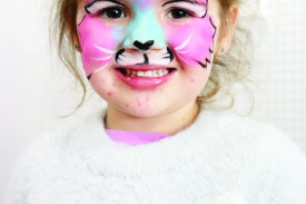 Zahli was impressed with her face painting. 