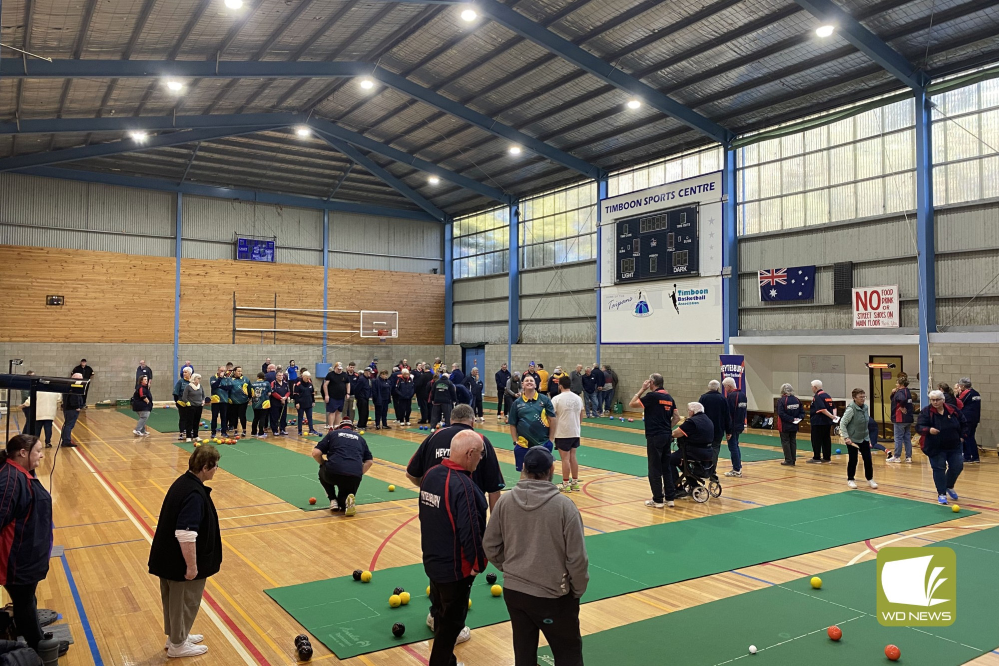 Almost standing room only for the annual Heytesbury Mixed Fours Tournament.