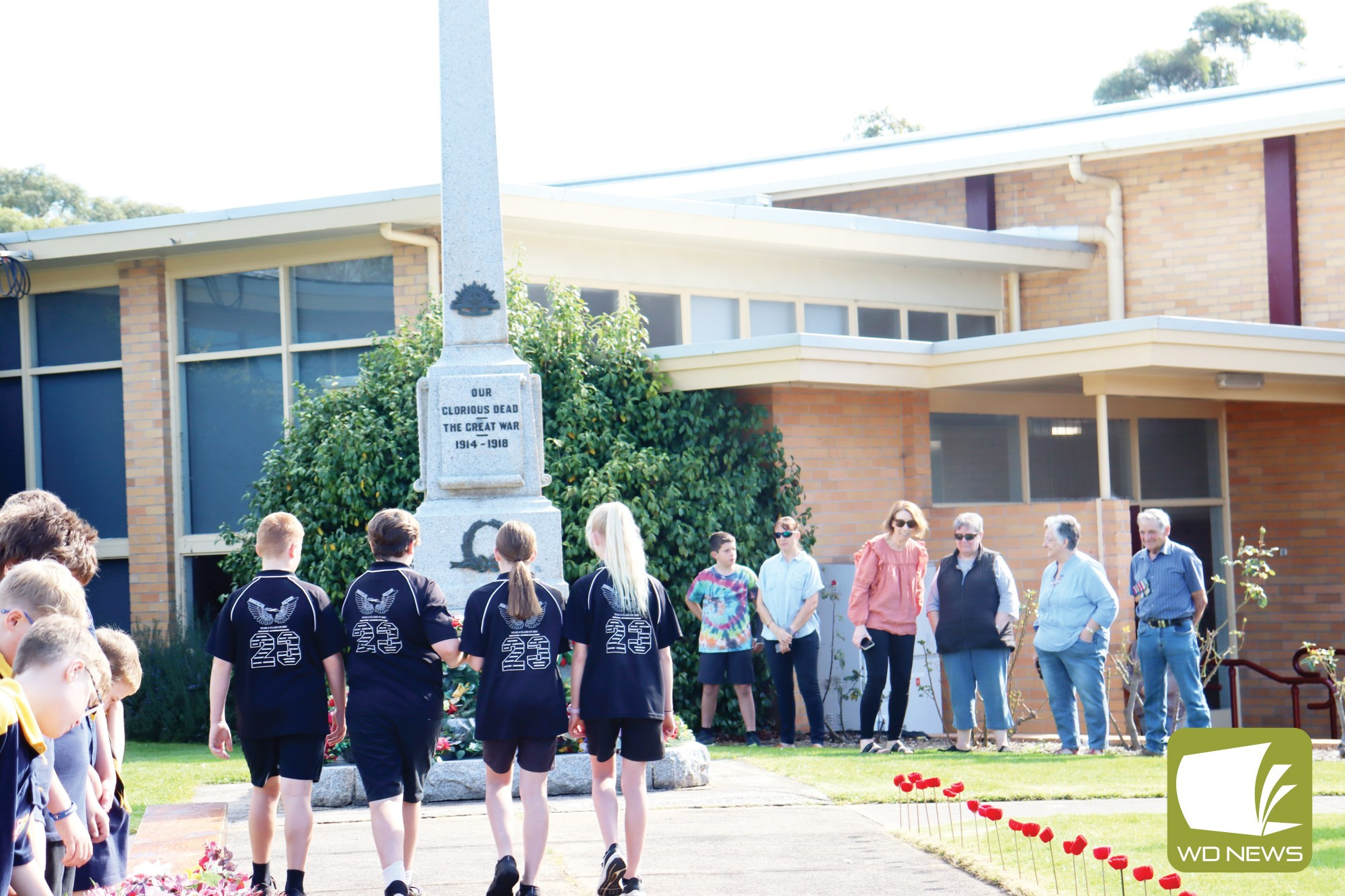 Cobden Primary School representatives paid their respects.