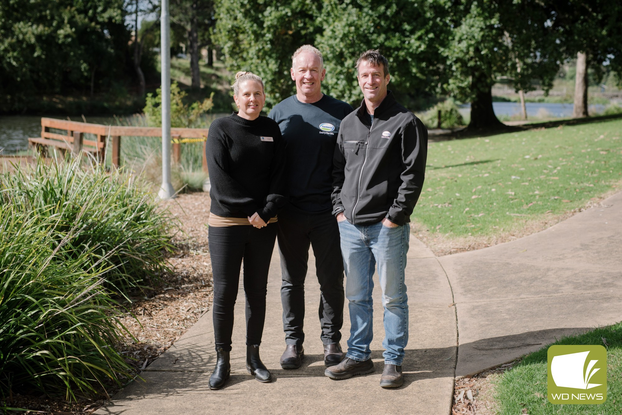 Fonterra staff members rolled up their sleeves at a working bee at Lake Cobden recently.