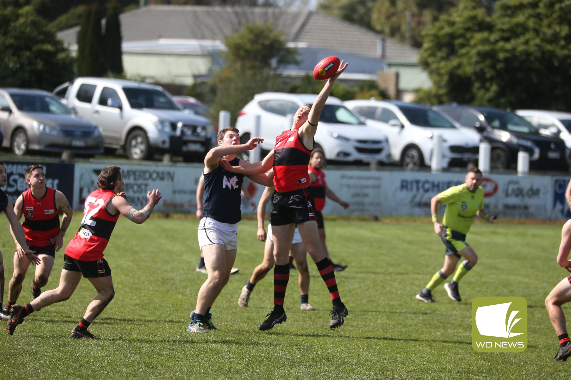 FINALS FEVER- Cobden V Warrnambool - feature photo