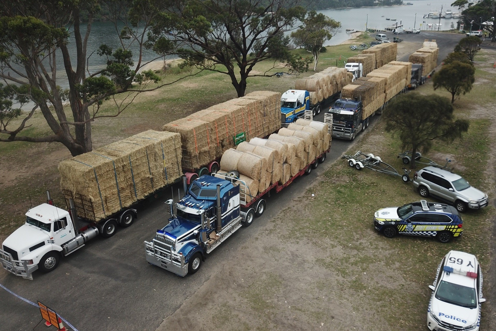 Local generosity: Support came from far and wide for a hay run transporting fodder from Lake Bolac to Orbost last week, including from Mortlake and Woorndoo.