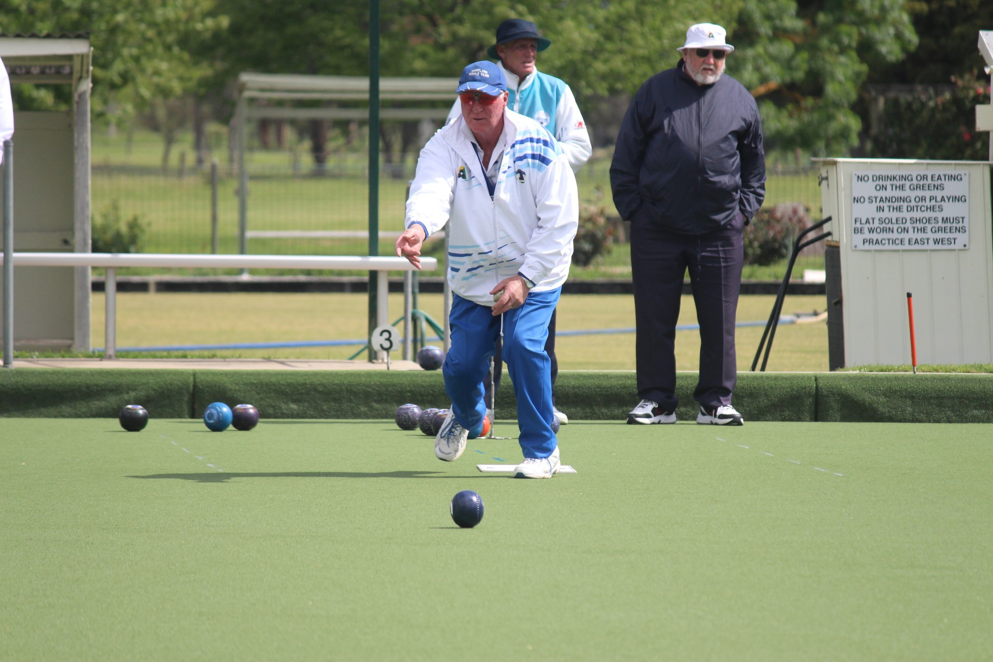 Alan Wentworth was one of Mortlake’s better performers in its Western District Bowls Division loss to City Red last Saturday.