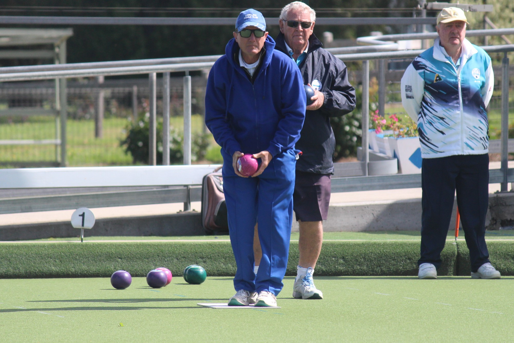 The final two rounds of the Western District Bowls Division pennant season will determine the fate of Darren Grant and his Mortlake outfit, with the Lakers locked in a relegation battle.
