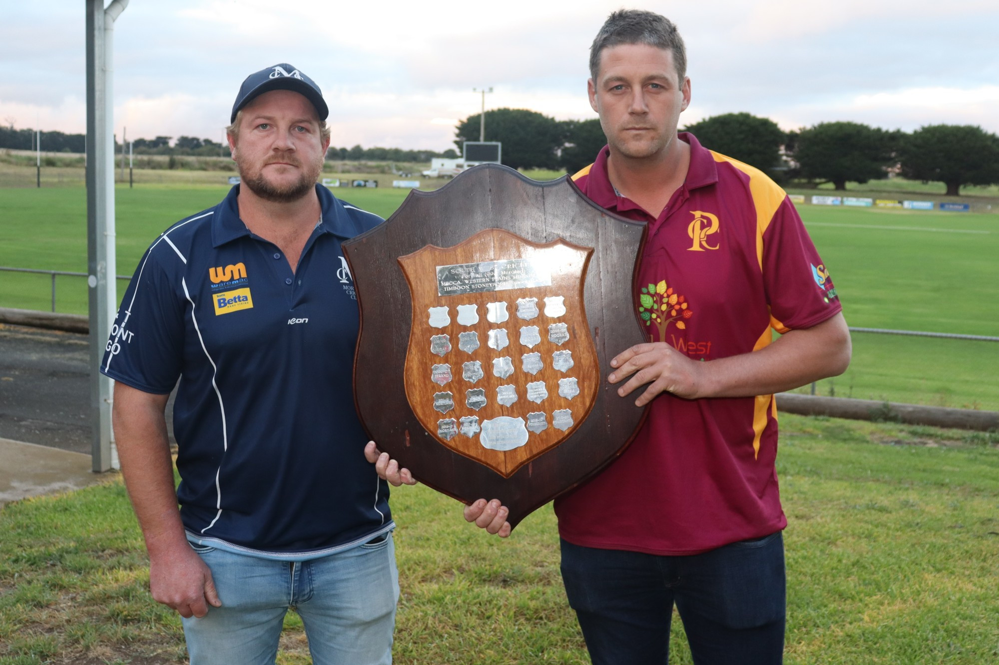 First year Mortlake skipper Todd Robertson is aiming to lead the Cats to victory while Pomborneit captain Grant Place is attempting to lead the Bulls to a three peat of South West Cricket premierships.