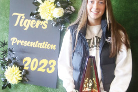 15 and under runner-up Lucy Carmody. 