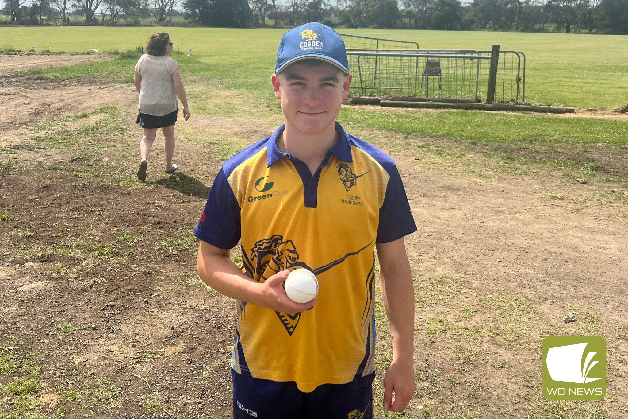 cobden-cricket-parker-walsh.jpg