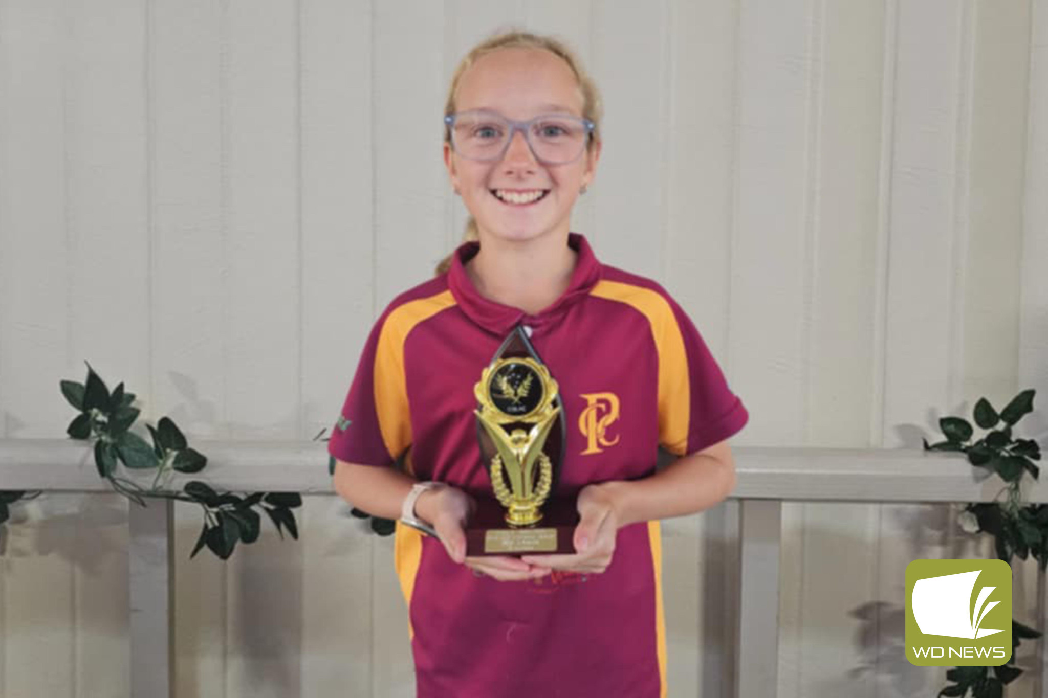 Zoe Unwin tied for the most wickets in the under 13 competition, taking 10 for season.