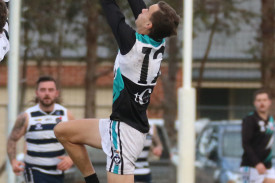 footy——kolora-noorat-v-allansford-4.jpg