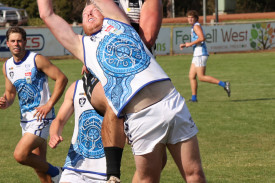 footy—-camperdown-v-hamilton-9.jpg