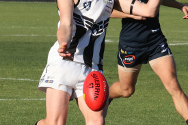 footy—-camperdown-v-warrnambool-4.jpg