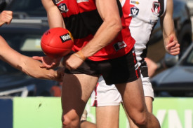 footy—-cobden-v-koroit-12.jpg