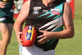 footy—-kolora-noorat-v-old-collegians-8.jpg